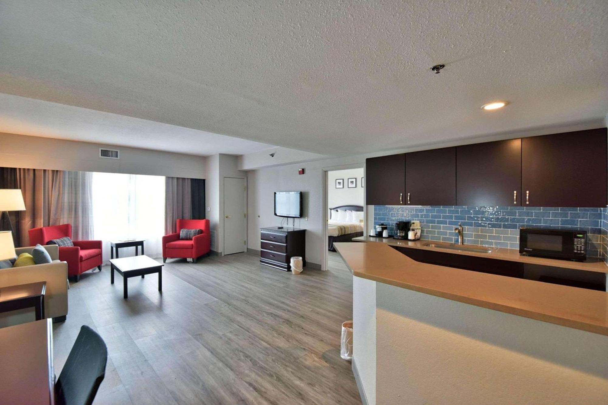 Hotel Country & By Radisson Southwest