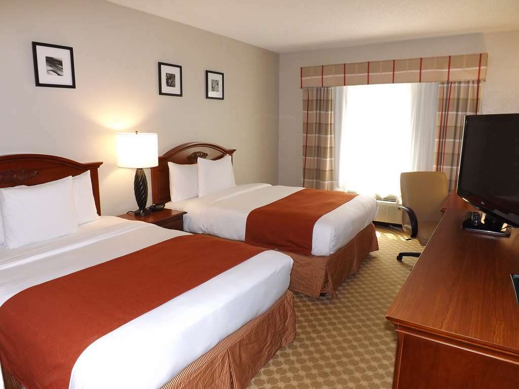 Country & By Radisson Southwest